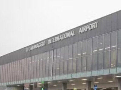Homem morre ao ser sugado por motor de avião em aeroporto