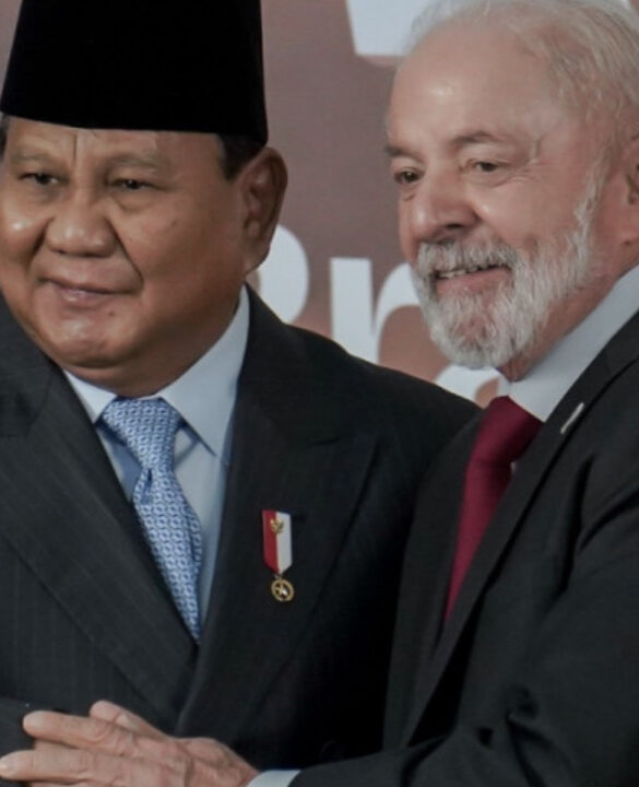 Lula Elogia e Abraça Presidente da Indonésia em Cúpula do Brics Após Tragédia com Juliana Marins