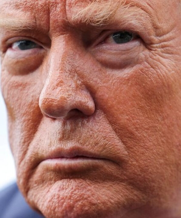 Tarifas impostas por Trump escancaram a fragilidade diplomática do Brasil e acendem sinal de alerta
