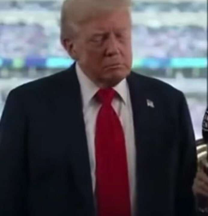 Trump surpreende ao dizer que Pelé é o melhor jogador da história; VEJA VÍDEO