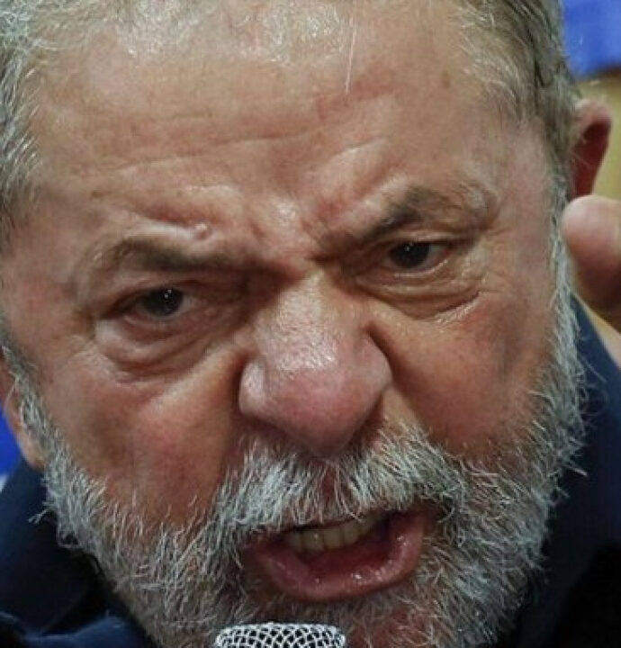 Relatório mostra como Governo Lula fabricou apoio nas redes sociais