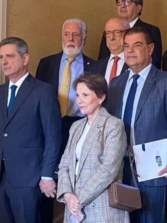 Senadores em missão nos EUA receberam visto com proibição de fazer turismo: ‘só podem ficar em locais da missão’