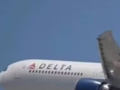 VÍDEO: avião da Delta com fogo no motor faz pouso de emergência nos EUA