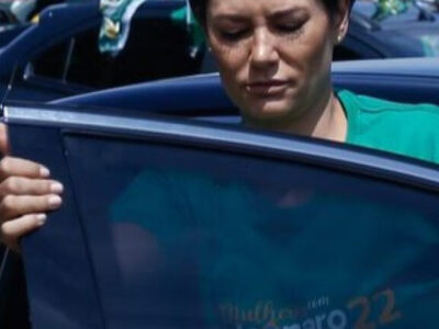 Michelle recebe má notícia após ser chamada de ‘ex-garota de programa’