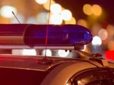 Jovem espanca mãe e a ameaça com revólver por causa de wi-fi lento