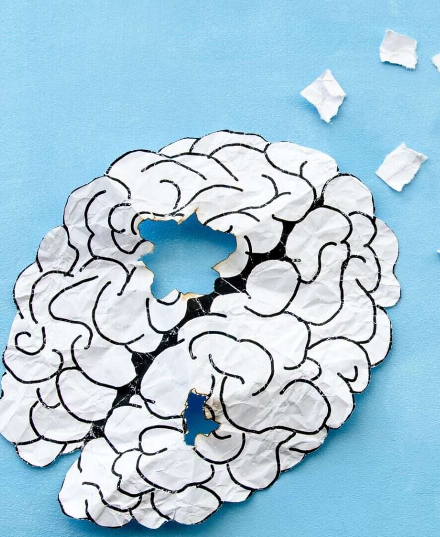 Duas vacinas podem proteger o cérebro contra a demência, diz estudo