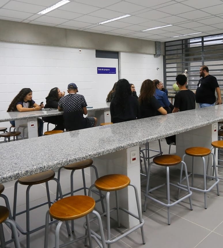 Concurso para professores do Estado. Inscrições ao Ensino Médio técnico são prorrogadas. Veja data e faça por aqui