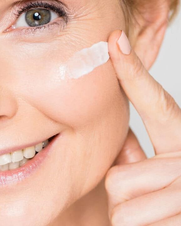 Creme natural com 2 ingredientes promete rejuvenescimento da pele