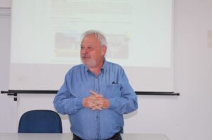 Consulado do Palmeiras de Marília doa 300 tíquetes de Big Mac para o programa adote do McDia Feliz. Conheça as entidades que serão beneficiadas