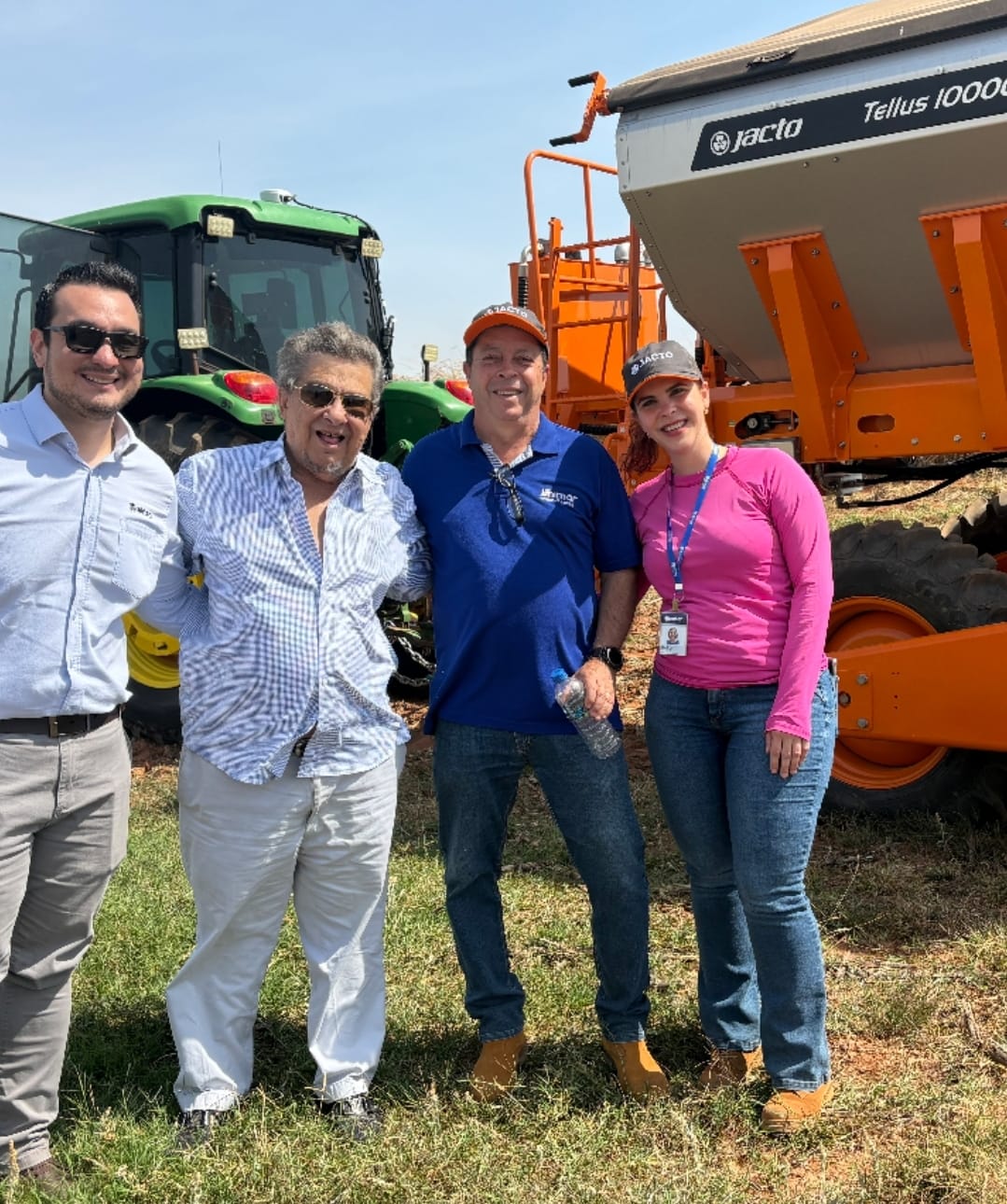 Unimar e Jacto inauguram Farm Lab, que fortalece ensino da Agricultura 4.0. Integração de tecnologia, ciência de dados e inovação aos alunos. E compromisso em aproximar indústria e academia
