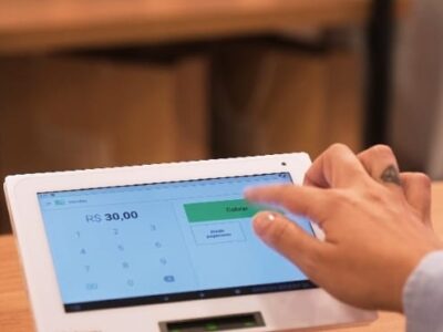 Clover: Sicredi disponibiliza solução de pagamento com gestão inteligente de PDV. Conheça os benefícios