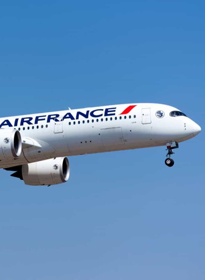 Aviões da Air France e Azul quase colidem em Guarulhos; ouça o áudio