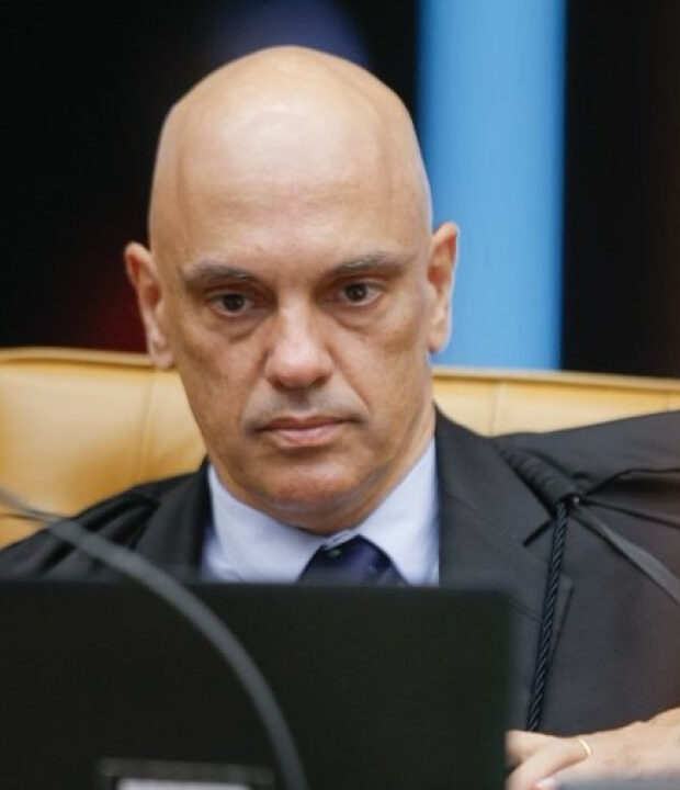 Em entrevista ao The Washington Post, Moraes diz que não vai recuar ‘nem um milímetro’