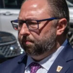 Assessor de Trump detido no Brasil por Moraes diz que não vai descansar até que Bolsonaro esteja livre