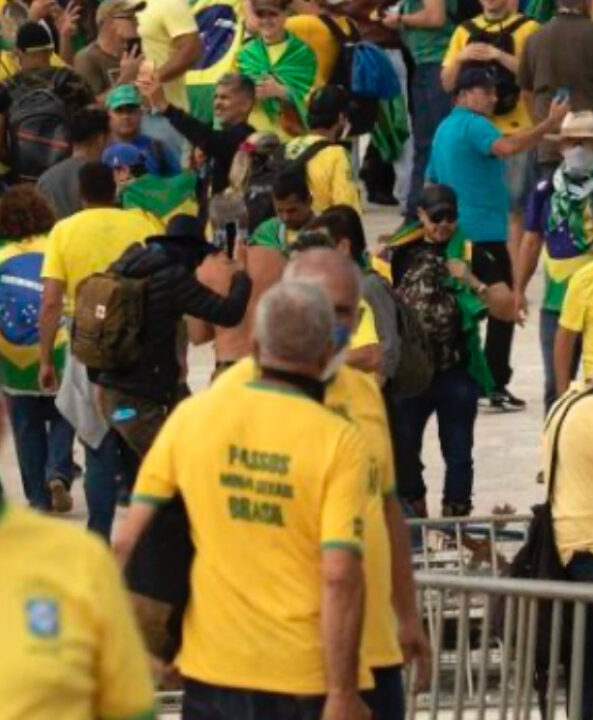 Equipe de Lula chefiada por atual diretor da PF recebeu relatórios da Abin antes do 8/1
