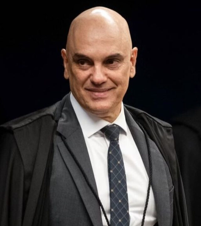 Moraes concentra quase 100% dos mandados de prisão em aberto do STF