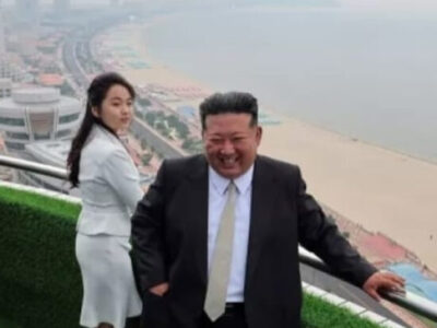Miniogiva nuclear de lembrança e jet-ski: russos vão a resort norte-coreano