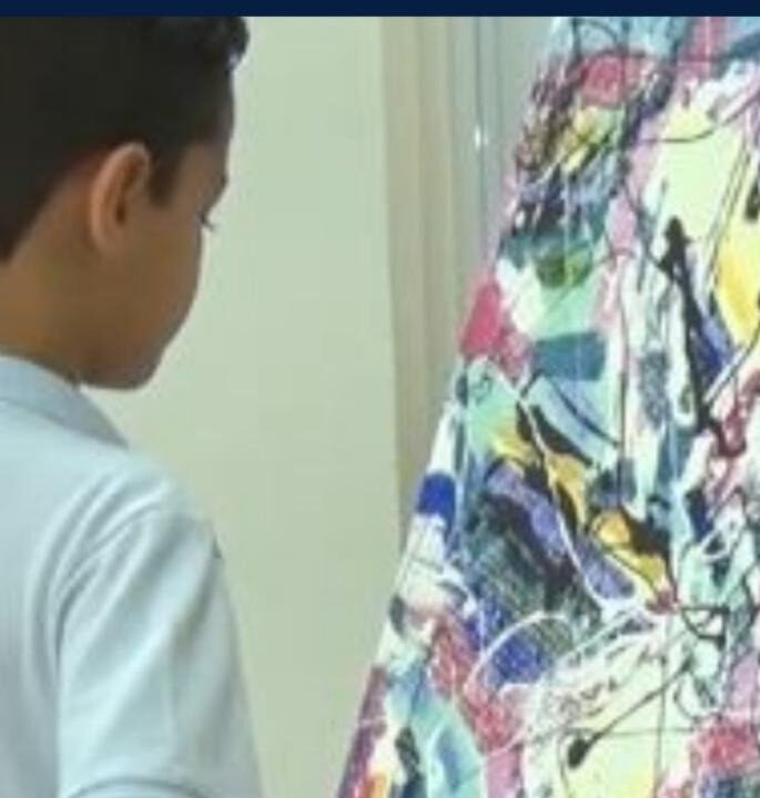 Menino paraibano de 9 anos terá obras expostas no Louvre, em Paris; VÍDEO