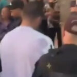 Preso do dia 08 de Janeiro chega algemado para o velório de sua avó; VEJA VÍDEO