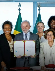 Lula cria dia do Axé Music no Brasil