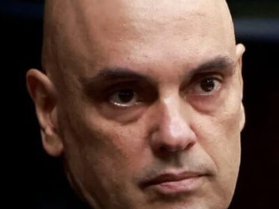 STF: Moraes Sob Pressão para Reverter Prisão Domiciliar de Bolsonaro, Revela Mônica Bergamo