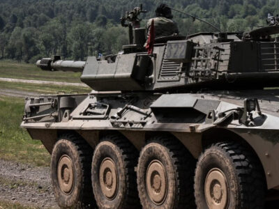 Em clima de tensão, Europa acelera e triplica ritmo de expansão de fábricas de armas.