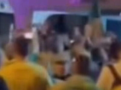 Apoiadores fazem vigília na casa de Jair Bolsonaro; VEJA VÍDEO