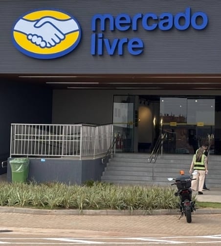 Marília realiza 6º Mutirão do Emprego e 3ª edição de contratação para o polo logístico DHL/Mercado Livre. São 300 vagas disponíveis e 500 senhas distribuídas. Veja mais