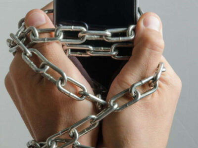Vício em celular? 5 possíveis sintomas para ficar de olho