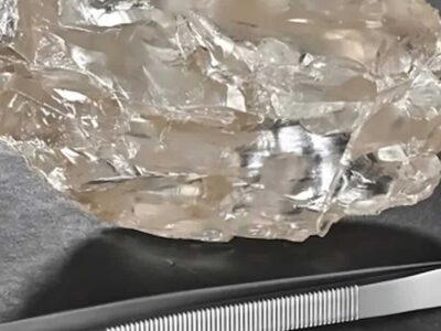 Segundo maior diamante do mundo atiça mercado de luxo