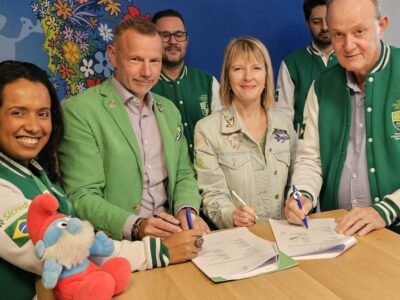 Sustentabilidade: Sicredi e Smurfs renovam parceria até 2027. O lema é “Cada gesto conta” e projeto amplia ações de educação e conscientização