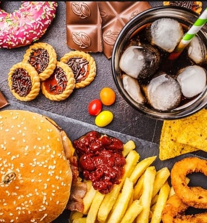 Ultraprocessados: consumo elevado pode aumentar em 41% o risco de câncer de pulmão, mostra pesquisa com mais de 100 mil pessoas, mesmo entre não fumantes