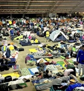 Vergonha: Governo Lula exclui EUA de reunião sobre democracia em Nova York e diz que país não é democrático. Isso com centenas de presos políticos por aqui. Para Lula e extrema esquerda, democracia é do Hamas, Cuba, Venezuela, Rússia, Irã…