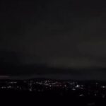 Justiça de Marília determina à CPFL reestabelecimento da energia na cidade em até 8 horas, sob pena de multa diária de R$ 100 mil por hora. Medida foi concedida em liminar ao município pelos transtornos causados após temporal desta semana e demora da CPFL em atender a população