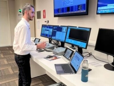 Profissionais da Radioterapia da Santa Casa de Marília participam de treinamento de radiocirurgia e Radioterapia Estereotática Extracraniana na Varian