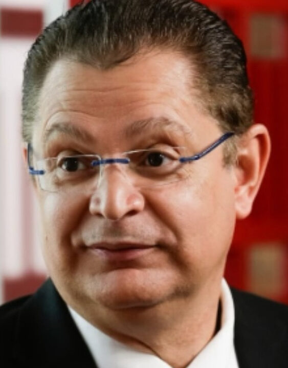 Sóstenes chama Moraes de ‘endemoniado’ em vigília por Bolsonaro