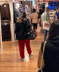 Janja foi às compras em NYC