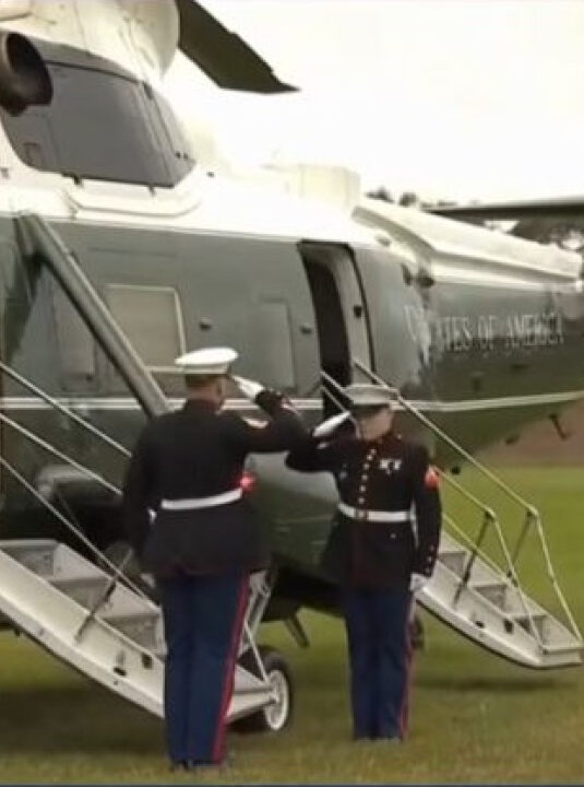 Trump é recebido por família real britânica no castelo de Windsor; VEJA VÍDEO