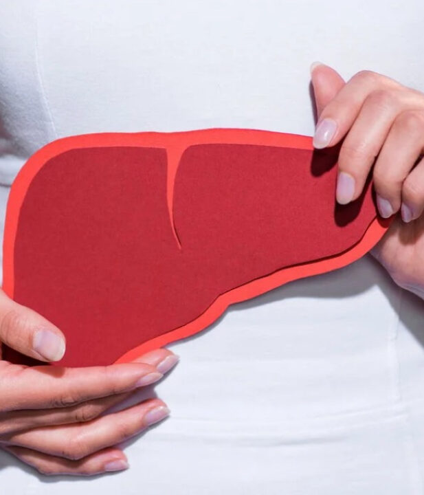 Alimentos que prejudicam a saúde do fígado sem você perceber