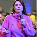 Michelle Bolsonaro processa Joice Hasselmann e pede indenização