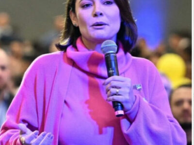Michelle Bolsonaro processa Joice Hasselmann e pede indenização