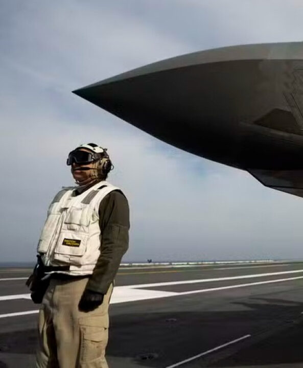 Governo Trump envia 10 jatos F-35 para Porto Rico em escalada de tensões com a Venezuela