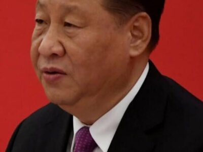 China amplia repressão e veta evangelização juvenil