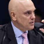 Moraes determina início do cumprimento de pena de ‘Débora do Batom’
