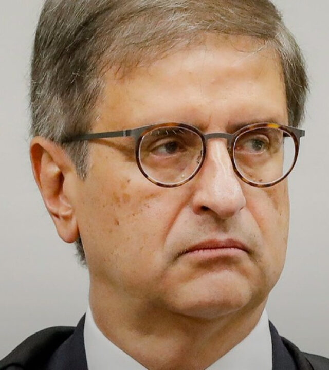 Gonet perdeu direito de ir aos Estados Unidos com passaporte português