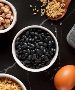 O que acontece se você comer mais proteína do que o recomendado?