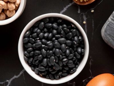 O que acontece se você comer mais proteína do que o recomendado?