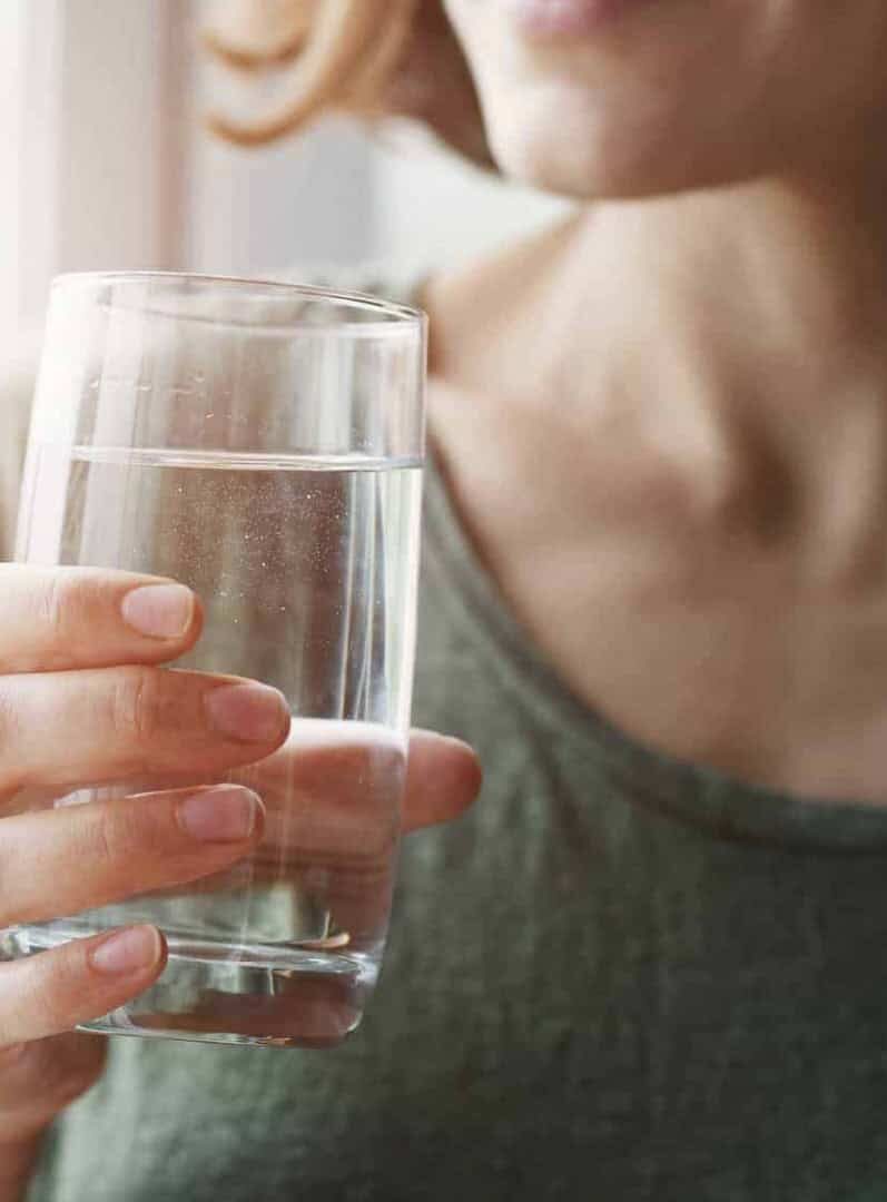 Novo dispositivo solar gera água do mar em potável até 10 vezes mais rápido. E “doce” ainda. Conheça