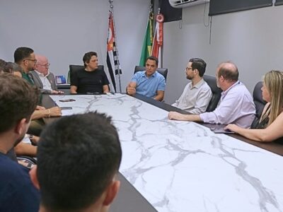 Dia das Crianças: Comerciantes criam atrativos no centro comercial de Marília. Terão 20 personagens fantasiados, além de distribuição doces e bexigas