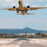 É um País tão rico que nem os corruptos da política, esquerda e seus corruptores conseguem acabar. Avião supera ônibus como segundo meio mais utilizado em viagens no Brasil